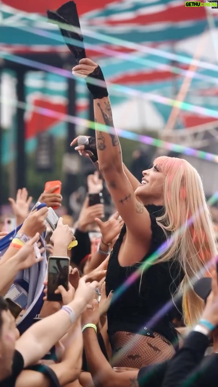Pabllo Vittar Instagram - // muito obrigada @sigatusca a noitada foi até amanhecer! vídeo: @victorribeiros ☁️ São Carlos, Brazil