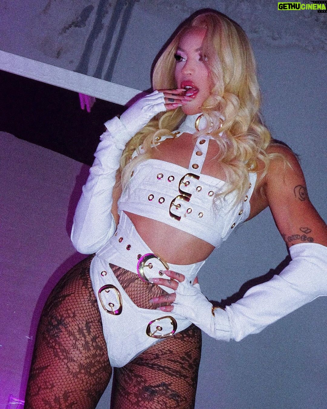 Pabllo Vittar Instagram - kit copo Rio de Janeiro, Rio de Janeiro
