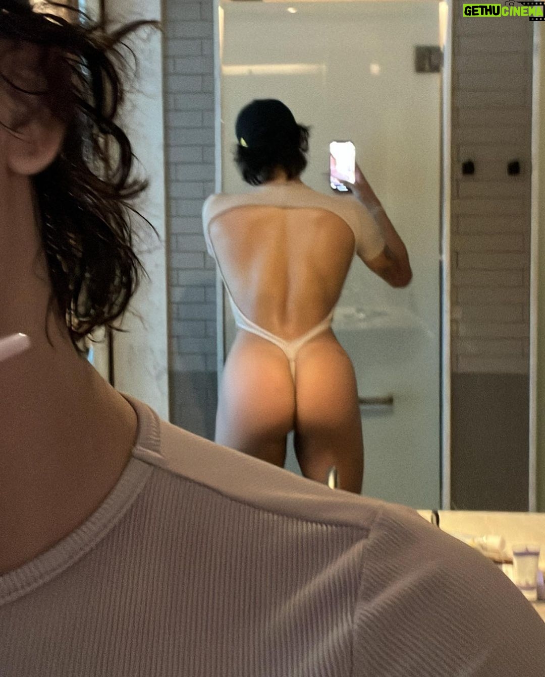 Pabllo Vittar - 438.8K Likes - 💦💦💦💦