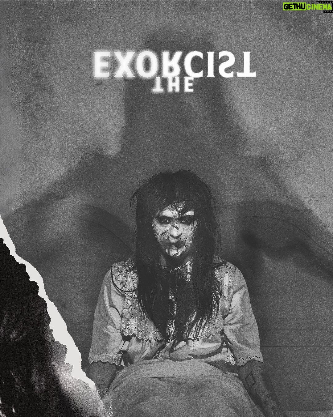 Pabllo Vittar - 291.5K Likes - THE EXORCIST BABY ! #HALLOWEENDAPABLLO
Fotografia: @bravin
Light design: @vlinhan
Dir. criativa: @dr1nho
Beauty: @euvictornogueira
Styling: @vitferreira
Laces: @sydneysallesdesign
Hair Designer: @there.za
Produção de Moda: @wll.uil
Costureira: @camie.ss
3D: @dr1nho
Edit: @motta___
Look: @froufrou.vintage