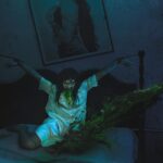 Pabllo Vittar Instagram - THE EXORCIST BABY ! #HALLOWEENDAPABLLO Fotografia: @bravin Light design: @vlinhan Dir. criativa: @dr1nho Beauty: @euvictornogueira Styling: @vitferreira Laces: @sydneysallesdesign Hair Designer: @there.za Produção de Moda: @wll.uil Costureira: @camie.ss 3D: @dr1nho Edit: @motta___ Look: @froufrou.vintage