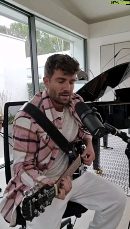 Pablo Alborán - 122.4K Likes - Música para desahogarme, música para abrazaros y más música para entendernos.
Nos vemos en la gira!!!!!
9/02 MIAMI, FL
14/02 IRVING, TX
16/02 HOUSTON, TX
21/02 SAN JOSE, CA
23/02 COACHELLA, CA
24/02 LOS ANGELES, CA
28/02 BOSTON, MA
01/03 NEW YORK, NY
03/03 WASHINGTON, DC
07/03 ATLANTA, GA
10/03 SANJUAN (PUERTO RICO)