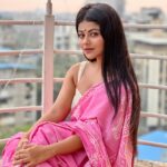 Pallavi Mukherjee Instagram - 🤍 durga pujo vibes🤍 #durgapujo #durgapuja #traditional #indianwear #saree #bengaligirl #instapost #instafashion