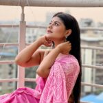 Pallavi Mukherjee Instagram - 🤍 durga pujo vibes🤍 #durgapujo #durgapuja #traditional #indianwear #saree #bengaligirl #instapost #instafashion