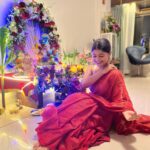 Pallavi Mukherjee Instagram - Happy Ganesh Chaturthi ♥️♥️ Few glimpses 👉 📷 @sanjudharmyfitness #ganeshchaturthi #maharasthra #festivetime #ganeshutsav #traditional #indianwear #lookoftheday #redsaree #moments #festivewear #postoftheday Mumbai, Maharashtra