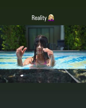 Pallavi Mukherjee Instagram - Pool moods 👉👉
🏖️☀️🩵

#saturday #pooltime #august #hellosunshine #poolday #mood #love #instadaily #ootd #poolfashion #vibecheck