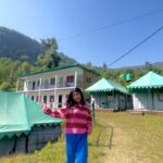 Pallavi Mukherjee Instagram – Kedarnath vibes ♥️♥️♥️

@kedarnathwildliferesort is the best stay near kedarnath

#kedarnath #uttarakhand #kedarnathtemple #guptkashi #reelitfeelit #mountainresort #travelrealindia #reels #mountain