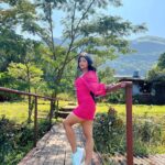 Pallavi Mukherjee Instagram - Surrounded myself with the beauty that doesn't comes with a price 🍃 HAPPY BIRTHDAY To Me Thank you @withlovesayak for my pink birthday dress♥️ Location @thewaterfrontresort 📷 @iam.wanderlust #birthdaygirl #naturelovers #nature #birthdayvibes #loveyourself #ootd #fashionstyle #blessed #livingmybestlife