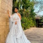 Pallavi Mukherjee Instagram – Mangeyan Tere Toh Rabba,
Rabba Mainu Tu Mileya 🤍🤍

Styled by @yourstylistforever 
Outfit @mehrbypretty 

📷 @marygitasree 

#wedding #lahenga #ootd #weddingdress #festivewear #traditionalwear #wednesdayvibes #loveislove #mood #instafashion