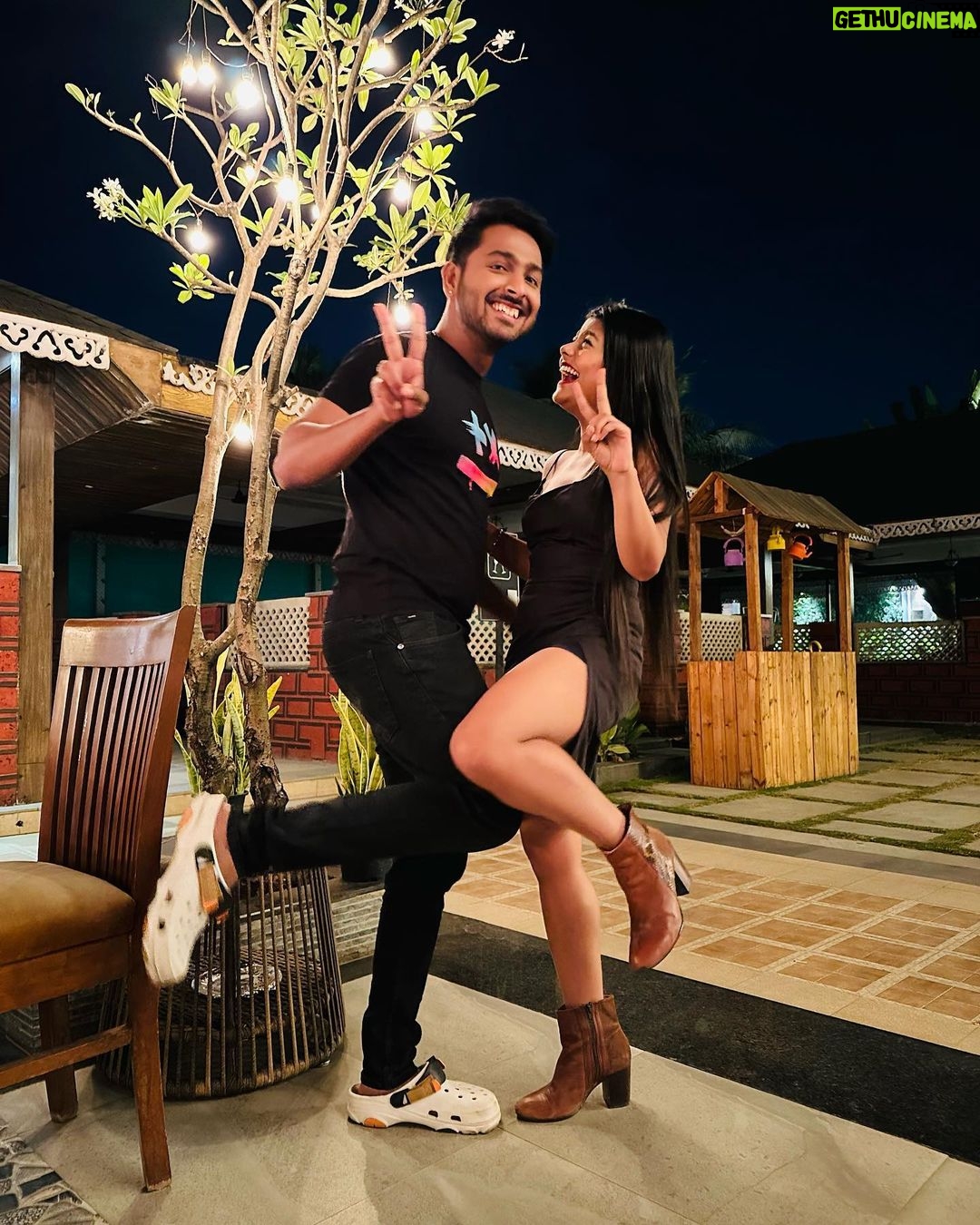 Pallavi Mukherjee Instagram - “Stolen moments.” 😍 from @sayagrandresortthane #photodump This spacious resort will leave you mesmerized by its beauty, untapped luxury & magical ambiance dining experience & more perfect for leisure, fairy tale destination weddings, events and more. #travel #maharashtra #weekendgateaway #weekendvibes #memories #resortinmumbai #photosoftheday Saya Grand Club & Spa Resort