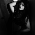 Pallavi Mukherjee Instagram - Fading to Black, yet feeling vibrant 🖤✨ 📷 @rafique_sayed Styled by @komal_hairandmakeup #newlook #photoshoot #ootd #potrait #blackandwhite #newyear #photooftheday #potraitphotography Mumbai, Maharashtra