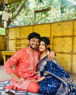 Pallavi Mukherjee Instagram - ♥️ precious moments♥️ 
When ur sister makes a surprise visit on Bhaifota
