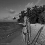Pamela Reif Instagram - she’s back on the island 🌴 Maldives