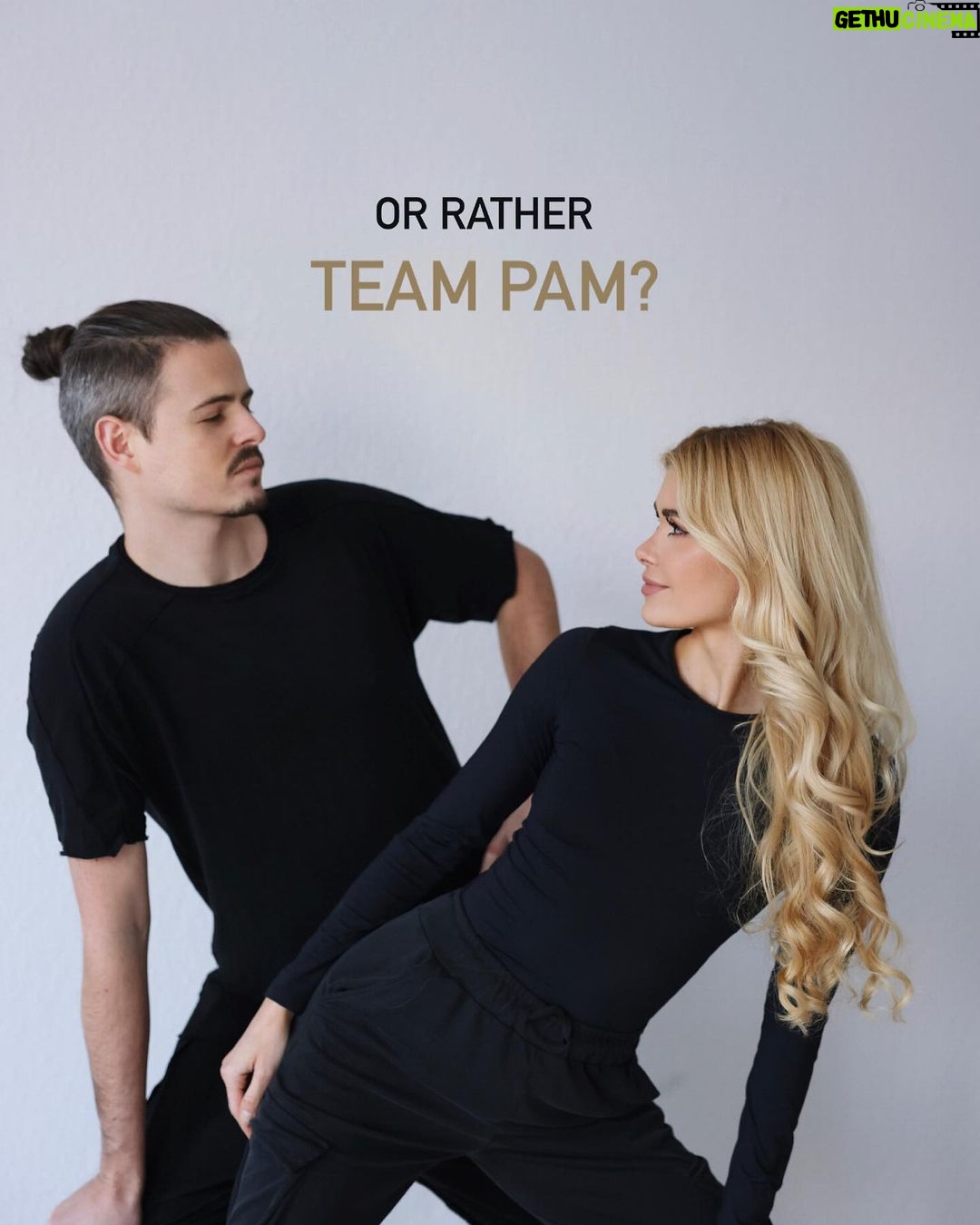 Pamela Reif Instagram - Dennis Limited Edition!! 🎈🫣 Which Team are you in? 👀 an Oatbar for all se Feinschmeckers 😮💨 this time it’s not a joke 😂😂 1. Team Dennis 🧋Imagine combining my best Oat Bar with the BEST Chai Latte & adding vegan white choc chunks and even more creaminess 🍦Something unique, far different than standard range. Because Dennis… would never do something boring 😅 We are sure you have NOT tasted something like this before! 2. Team Pam 🍫 Are you a chocolate lover? And want to treat your muscles with protein? While still not eating “too many” calories? My newest flavour is making me proud! The Chocolate Crisp is chocolatey like neverrrr before! Compared to the other flavours it tastes richer, more chocolatey and a hint sweeter and fuller 💪🏼 However, it’s still a „performance“ protein bar with only 126kcal, only 7g of carbs and 4g of sugar (that’s so low!) and a high fiber content, that will keep you full. So: Do you need a super light snack, that satisfies your wish for chocolate but doesn’t feel like a „cheat“? This is it. 🌱 both are organic, vegan, gluten free, without artificial sweeteners / colorants / flavourings or preservatives & made with loooooove ➡️ www.naturally-pam.com available as long as stock lasts on Let us know what you think, Dennis is so hyped to finally have his own Limited Edition!! #new #launchday #sibilings #wohoo #chai #chocolate #pamelareif #naturallypam Out Now