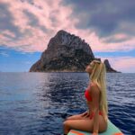 Pamela Reif Instagram – paddled to the third most magnetic point of the world β₯οΈπ£πΌ #itwasnotthatfar #umdieEcke Es VedrΓ