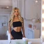 Pamela Reif Instagram – anzeige I Gewinnspiel 🎁  heute verlose ich 3x 300€ Gutscheine für @asambeauty 💌 als Last Minute Rettung für gaaaanz viele Weihnachtsgeschenke für einen Kosmetik Liebhaber oder euch selbst 🤭 mit 300€ könnt ihr online super viel bestellen! 

Es gibt hunderte Produkte im Online Shop, ich persönlich empfehle die Vino Gold Linie: Sie hat cleane Inhaltsstoffe mit einer patentierten Antioxidanzien-Formel und ist super als Anti Aging & Einsteiger Anti Aging Pflege, wenn sich die ersten Fältchen zu erkennen geben. Von dieser Linie ist auch die besagte Körpercreme, von der ich so geschwärmt habe 🥰

Für die Teilnahme: 
1. Diesen Beitrag liken 
2. @asambeauty und mir folgen 
3. Kommentieren, worauf ihr euch diese Woche noch freut: Backen, letzte Geschenke kaufen, dekorieren, die Familie treffen, endlich Urlaub, mehr Zeit für Selfcare oder oder oder? 

Ich wähle die Gewinner in 48h aus & kontaktiere sie mit meinem Account (keinen Fakes glauben, wie immer 🥸). Dann könntet ihr den Gutschein auch noch als Geschenk ausdrucken 👀🎄viel Glück! 

#giveaway #gewinnspiel #christmas #weihnachten