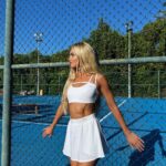 Pamela Reif Instagram - Anzeige | Whoooo wants to train with me? 👀💪🏼 Next chance for a private workout is in Berlin, in the afternoon of August 29th 📍 I will attend the #everybodycantrain event by @puma.de & @intersport.de with lots of training classes 🕺🏼Apart from my session there will also be Boxing, Hyrox, Weightlifting & Yoga 🧘🏼‍♀️ Giveaway: - 15 tickets + winners can bring 1 friend - like this post & follow @puma.de - tag your workout buddy @puma.de will contact the 15 winners on Sunday 💙💙💙 don’t fall for fake accounts, they will use exactly this channel to text you! Good luck and can’t wait to make your muscles burrrnnnnn xxxx #giveaway #meetandgreet #pamelareif #workout Meet & Greet