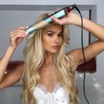 Pamela Reif Instagram - anzeige - 1, 2 or 3? ✨ Und es ist soweit, der Tag der Tage! 🫣 Die @ghdhairde Aktion mit dem höchsten Rabatt des Jahres - nur für meine Follower!🕺🏼 Es gibt für weniger als 48h 30% auf meinen absoluten Liebling (platinum+ in allen Varianten) 💚💗 Das ist das 1. Mal, dass ghd Rabatt auf die wunderschöne Dreamland Limited Edition in jade & rosa gibt - im Black Friday war sie ausgeschlossen 👀😱 Alle anderen Electricals sind mit 25% reduziert. ▫️Code: PAMXGHD ▫️Gilt für DE + AT, bis morgen (Sonntag) Mitternacht In meiner Story gibt es noch ganz viele Infos und Tipps zum Haare Stylen 🫶🏼🫶🏼🫶🏼 #hair #goodhairday #hairstyle #tutorial #festive #christmas #ghd #ghdhairde #discount