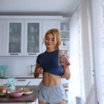 Pamela Reif Instagram - OUT NOW - Porridge inspired by Cake 🍰🎈a creamy dream come true!🥲 This is not a standard oatmeal - becauseeee I either wanted to create a different product or not do it all, since a simple porridge is so easy to do yourself at home (I published over 50 recipes, so I’m quite a master chef in the porridge game hoho) 🫣😬 For 2 years, I have been working on the perfect texture, the creaminess, a delicious taste and that „certain something“ 🫠 I canceled this product several times because I felt like it’s not special enough. There are already lots of porridge mixes on the market - we don’t need an additional „basic one“ with my name on it 👀 But noooow, if you look inside the packet, you’ll see more than just oats… 🍰 Other than a cake, you can prepare the „cake-porridges“ in no time at all, without mental effort and cooking skills. Even if you CAN’T COOK - you can get a perfect cake-porridge with this one! ♥️ 1. Brownie Style 🍫 tastes like delicious, ultra creamy & thick brownie batter! 2. Apple Pie 🍎 reminds you of grandma’s warm apple pie 3. Specials 🍪 with baked cookie pieces (Brownie) and caramelised almonds (Apple Pie) 4. You only need to add WATER 🥛❌ No milk, cooking pot or stove (Herd) necessary! 5. Extremely creamy thanks to fermented oat drink powder 6. Only ca. 230kcal per portion & the macros are ON POINT! 😮‍💨 7. Toppings 🧁 are tastewise not necessary, but since calories are quite low you can of course go wild! 8. 25% of your daily fiber per portion 🌱 9. Regular size + small packages, which are nice to take to the office or traveling 💻🧳 10. Organic, vegan & without artificial sweeteners 📱 Get them now at www.naturally-pam.com #cake #porridge #brownie #applepie #naturallypam #pamelareif #outnow Out Now