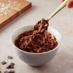 Pamela Reif Instagram - OUT NOW - Porridge inspired by Cake 🍰🎈a creamy dream come true!🥲 This is not a standard oatmeal - becauseeee I either wanted to create a different product or not do it all, since a simple porridge is so easy to do yourself at home (I published over 50 recipes, so I’m quite a master chef in the porridge game hoho) 🫣😬 For 2 years, I have been working on the perfect texture, the creaminess, a delicious taste and that „certain something“ 🫠 I canceled this product several times because I felt like it’s not special enough. There are already lots of porridge mixes on the market - we don’t need an additional „basic one“ with my name on it 👀 But noooow, if you look inside the packet, you’ll see more than just oats… 🍰 Other than a cake, you can prepare the „cake-porridges“ in no time at all, without mental effort and cooking skills. Even if you CAN’T COOK - you can get a perfect cake-porridge with this one! ♥️ 1. Brownie Style 🍫 tastes like delicious, ultra creamy & thick brownie batter! 2. Apple Pie 🍎 reminds you of grandma’s warm apple pie 3. Specials 🍪 with baked cookie pieces (Brownie) and caramelised almonds (Apple Pie) 4. You only need to add WATER 🥛❌ No milk, cooking pot or stove (Herd) necessary! 5. Extremely creamy thanks to fermented oat drink powder 6. Only ca. 230kcal per portion & the macros are ON POINT! 😮‍💨 7. Toppings 🧁 are tastewise not necessary, but since calories are quite low you can of course go wild! 8. 25% of your daily fiber per portion 🌱 9. Regular size + small packages, which are nice to take to the office or traveling 💻🧳 10. Organic, vegan & without artificial sweeteners 📱 Get them now at www.naturally-pam.com #cake #porridge #brownie #applepie #naturallypam #pamelareif #outnow Out Now