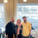 Pantea Panahiha Instagram - ما با هم در این/جا و آن/جا خوشیم . @injamasterclass @latelierdeshahrzad سخت بود ننویسم که این جمع رو به چه قشنگی کنار هم جمع کردی صابر دردونه ی عزیز با یک نامه که جاش توی این عکسا خالیه و تو بلدی خوب غافلگیر کنی و چقدر میچسبه همیشه ! ممنون ازت که کنار مایی و برای ما لحظه های ناب زیادی میسازی و همهی اینا بخاطر وجود توئه🤍 @saberabar saberabar