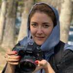 Pantea Panahiha Instagram - ریحون دختر ساده ی بی ریا، سرت سلامت . دلم برای خنده هات، سر خوشی هات، برای ساده انگاری هات، خوش بینی هات ، برای روح تمیزت، قلب پاکت تنگ شده ! ریحون کاش میدونستن که تو چقدر پاک و بی آلایشی! اگه میدونستن حتمن اذیتت نمی کردن، کاش اذیتت نکنن! دلم برات تیکه پاره است، انقدر که همش سر خودمو گرم میکنم که زمان بگذره، یکی زنگ بزنه بگه ریحون برگشته! 🥺🥺🥺 کاش برگردی زود نازنین معصوم خدا پشت و پناهت باشه الهی دلتنگت میمونم تا بغلت کنم #ریحانه_طراوتی @reihanet