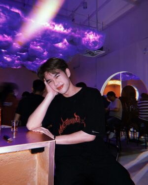 Pao Piched Jongjaihan Instagram - she’s not yours it’s just your turn 🕊️
.
🥲🥲🥲

🎆 : @ppopeye.p ขอบคุณพี่สาวที่แต่งรูปให้งับ 😂😂