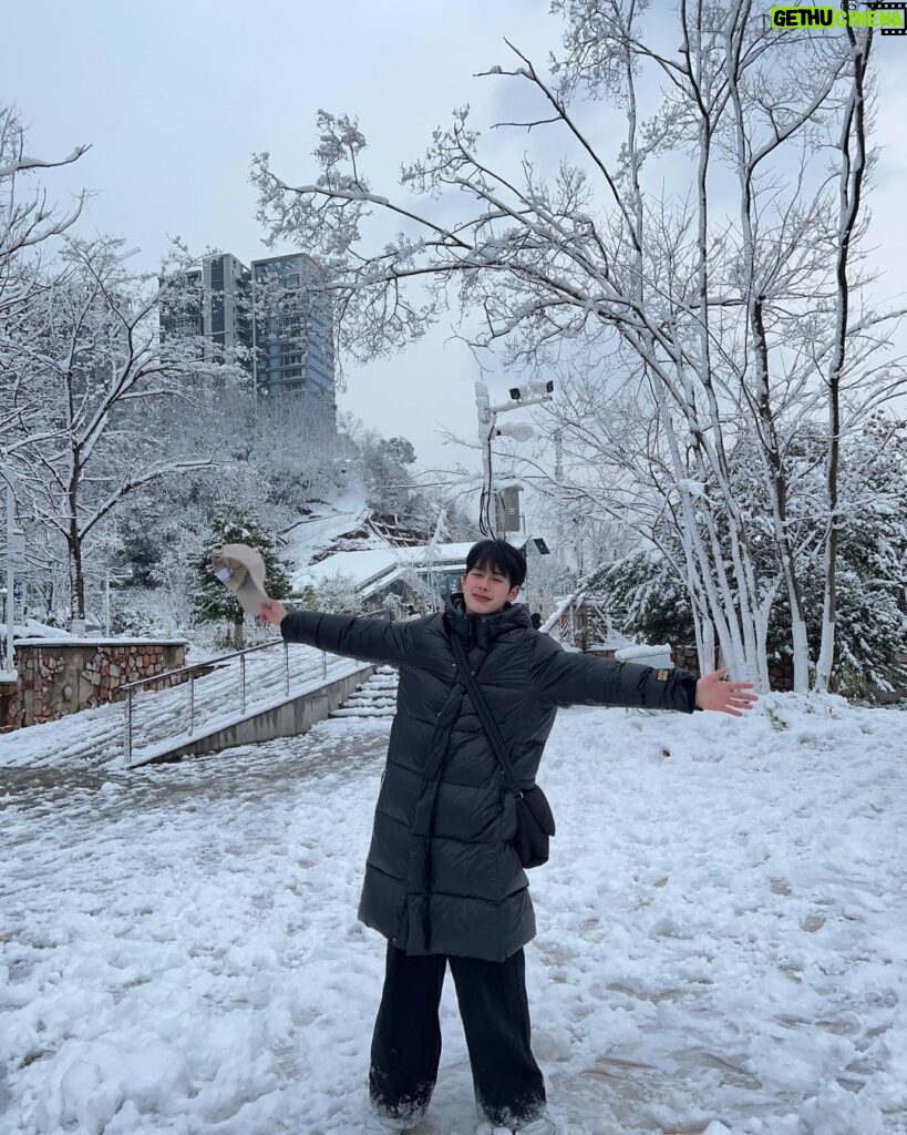 Pao Piched Jongjaihan Instagram - 🌨️❄️❄️❄️