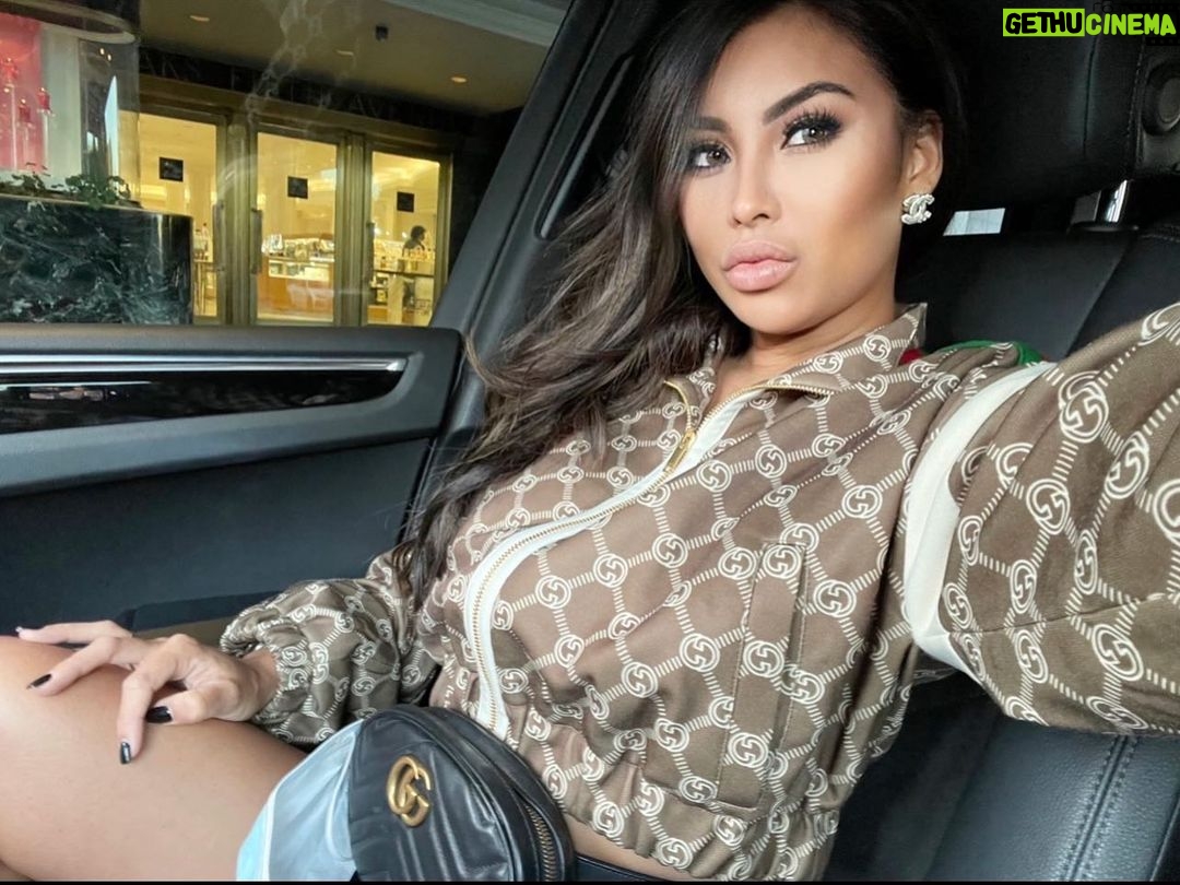 Paola Shea Instagram - Texas girl now? Southlake, Texas