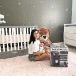 Paola Shea Instagram - Giveaway Alert! You don’t want to miss this one. We all know being a mom is stressful enough and lucky for us Baby Brezza has created an easy way to make formula milk in a matter of seconds! In 30 seconds you can prepare your baby’s milk in the right temperature without needing to measure or boil the water! Here is your chance to receive one! #ad #sponsor #sponsored #babybrezza #mybrezzamoment 1.Follow @babybrezza 2.follow @djpaolashea 3. tag three moms or soon to be moms Eligible to U.S residents only