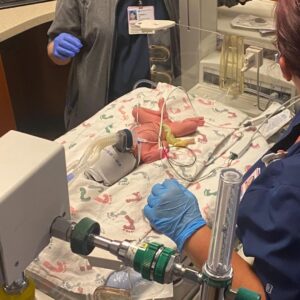 Paola Shea Instagram - Our Premature  baby  Peyton was born 3 lbs today at 30 weeks and 5 days 4/21/22 (original due date June 25th)! She is 2 months early and She will be the in the Nicu hospital until June and mommy and daddy will be visiting her everyday. We can’t wait to take her home in June #nicubaby nicubaby  #strong