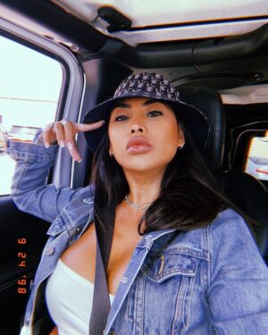 Paola Shea Instagram - #coolmom