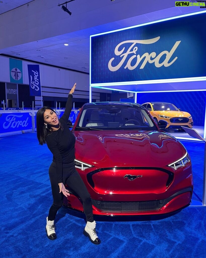 Paola Shea Instagram - Stop by the LA Auto Show this weekend and check out the new Ford Mustang Mach-e and Ford Lightning! The tech in these vehicles is next-level, they look amazing, and they’re electric! #ad #laas #ford #builttoelectrify #builtwild #bft #builtfordtough L.A. Auto at the L.A. Convention Center