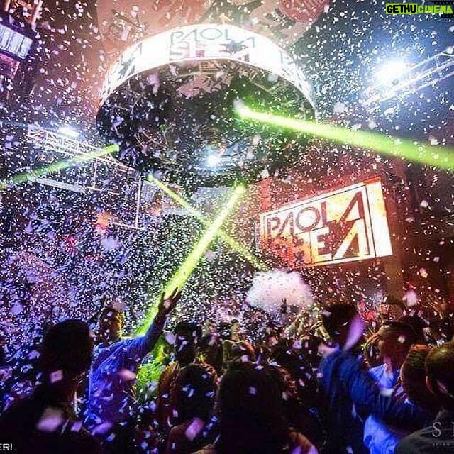 Paola Shea Instagram - I am taking it and easy and getting some time off from traveling and shows and have rescheduled some dates! I will be back soon 🙌