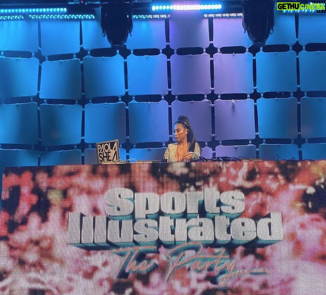 Paola Shea Instagram - Missed the superbowl but here’s a throwback of me djing for Sport Illustrated super bowl party