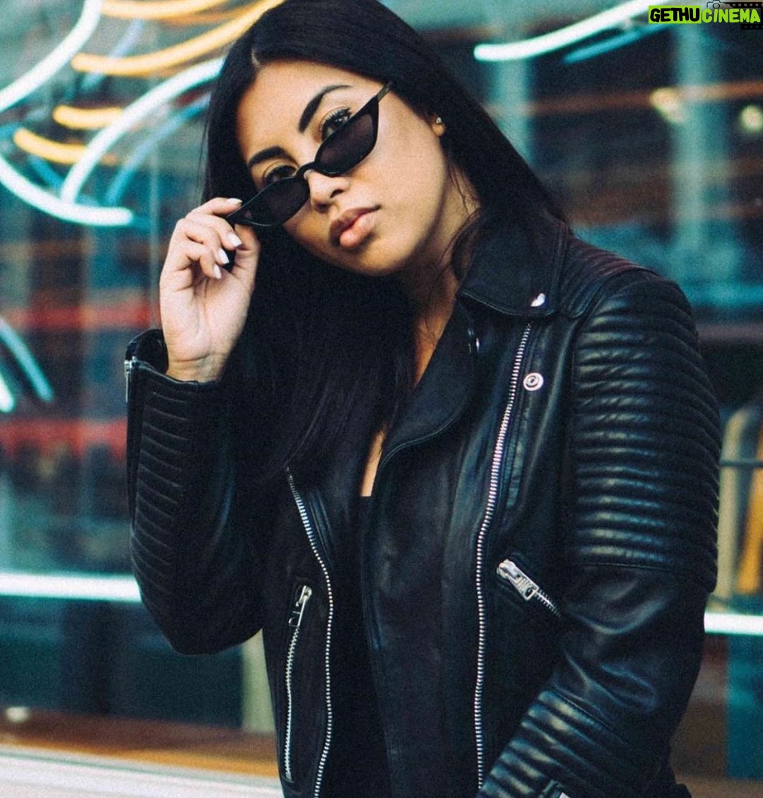 Paola Shea Instagram - New music coming out. Shows tbd. Mama bear is back