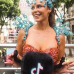 Paolla Oliveira Instagram - O Carnaval já começou por aqui, amores! A real do Carnaval é muita diversão e história pra contar. Hoje me joguei no bloco do @tiktokbrasil com o @blocodafavoritaoficial e foi muito especial. Quem aí também curtiu essa festa? 😍 #ARealDoCarnaval #publi
