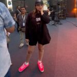 Parineeti Chopra Instagram - A day in the life of a debutante musician 🤣 1.⁠ ⁠Got a call from @raghavchadha88 to calm my nerves, and it really helped ❤️ 2.⁠ ⁠First time on-stage in-ear experience 🎤 3.⁠ ⁠Nope, I was nervous….. and it was hot 😂 4.⁠ ⁠Can’t stress on this enough, MUSIC lifts my mood like nothing else. Is that true for anybody else? 5.⁠ ⁠In a world full of trends, I love my pink fuzzy chappals / shoes. Comfort >>>> 6.⁠ ⁠A bundle of nerves as we got into hair and makeup for the first show 7.⁠ ⁠I believe in my comfortable chappal shoes, I guess not everyone did 🥲 8.⁠ ⁠Right before we walked on stage