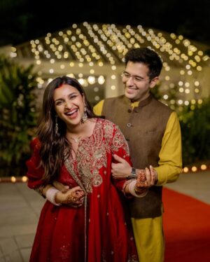 Parineeti Chopra Instagram - Happy first Karwa Chauth my love..💕 

@raghavchadha88
#karwachauth
