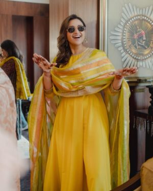 Parineeti Chopra Instagram - ☀️🌸