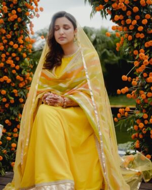 Parineeti Chopra Instagram - ☀️🌸