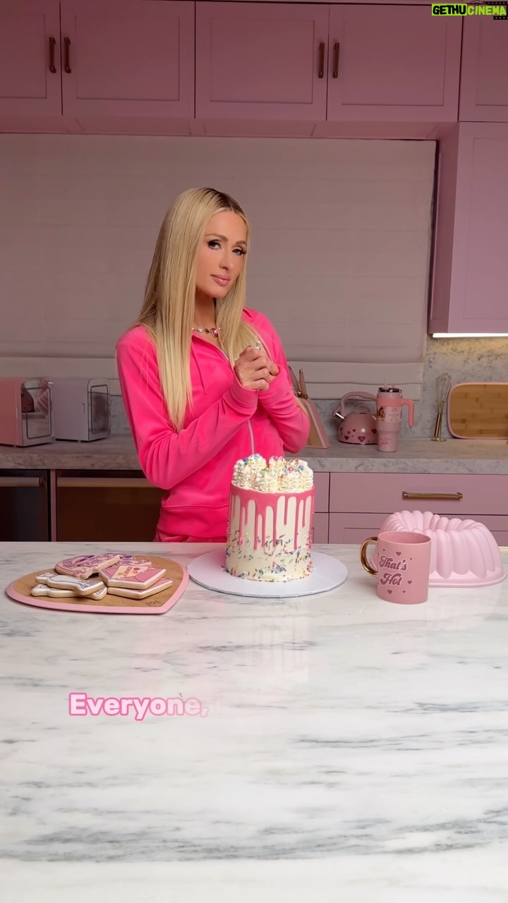 Paris Hilton Instagram - Cheers to another year of #Sliving 🎂✨