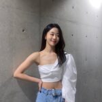 Park Chae-rin Instagram - ❄️🤍