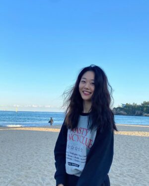 Park Chae-rin Instagram - 야호~🌊