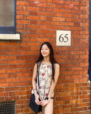 Park Chae-rin Instagram - 
