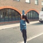 Park Chae-rin Instagram - Happy💙
