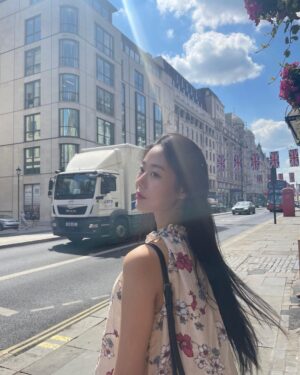 Park Chae-rin Instagram - 하이❤️