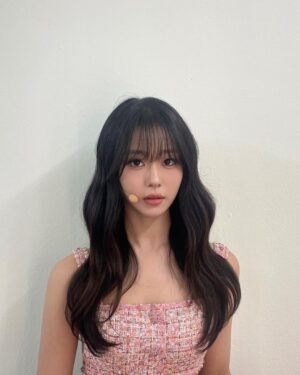 Park Chae-rin Instagram - Cảm ơn❤️