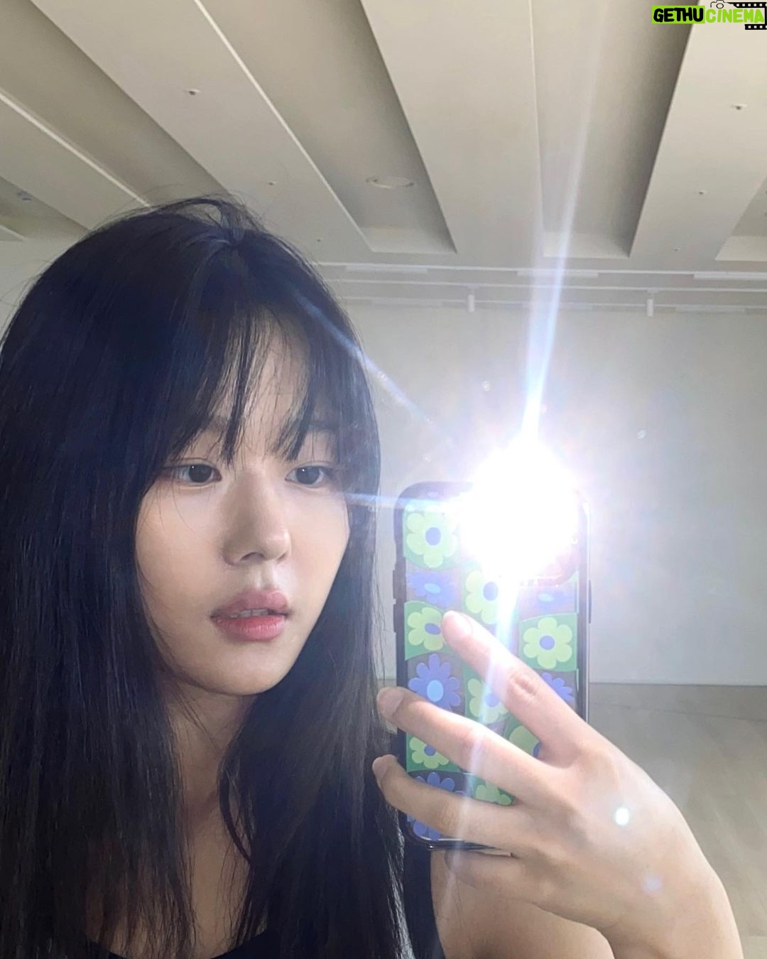 Park Chae-rin - 6.7K Likes - 🍉