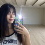 Park Chae-rin Instagram - 🍉